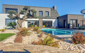 Awesome Home In Plouhinec With Sauna